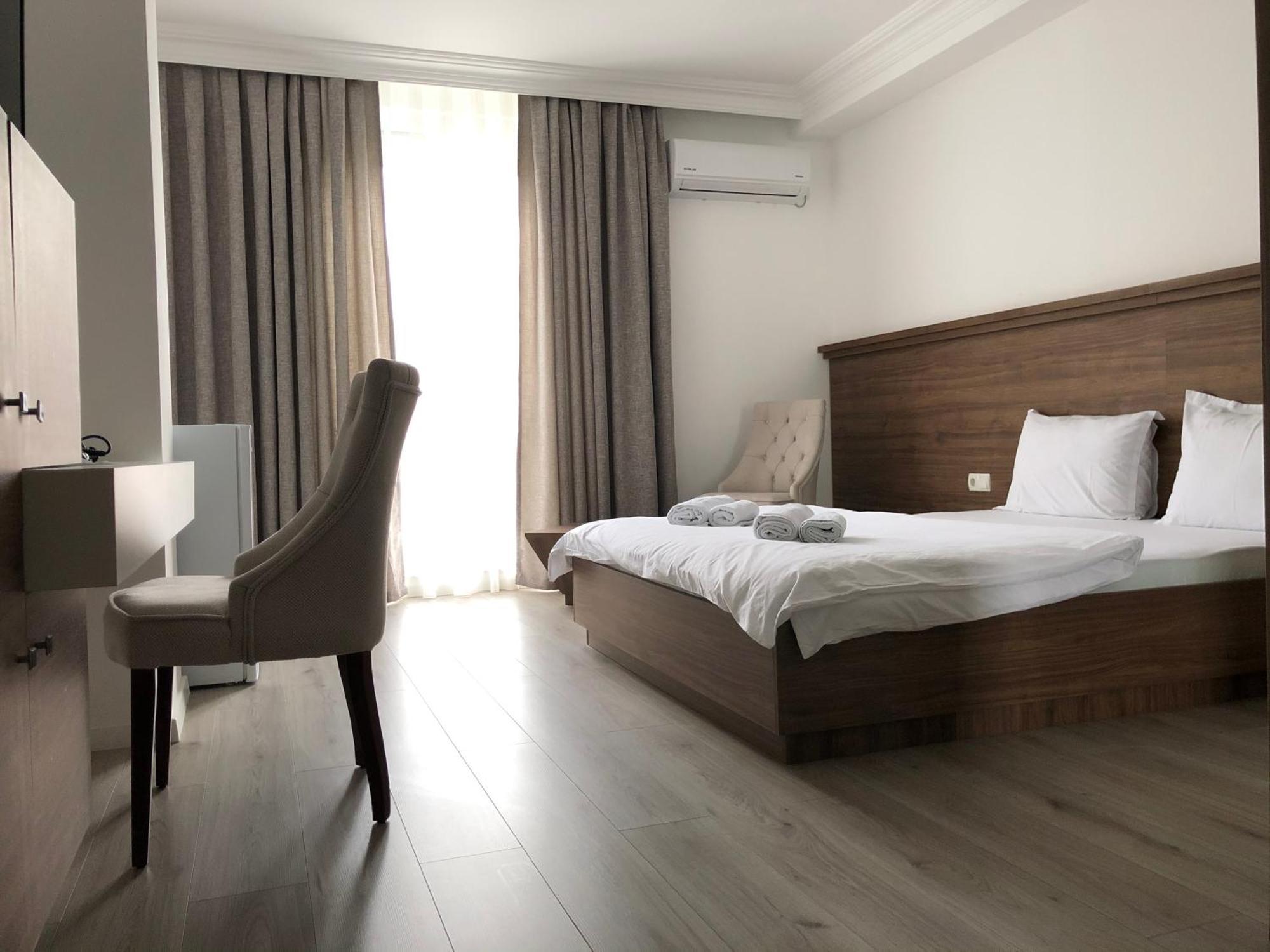 Hotel Dardani Косовска-Митровица Экстерьер фото