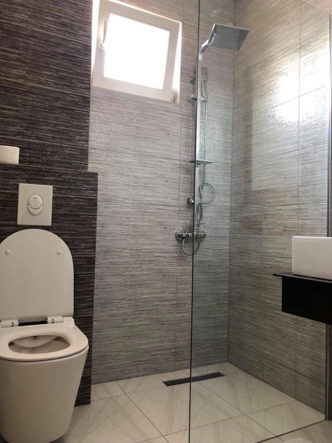 Hotel Dardani Косовска-Митровица Экстерьер фото